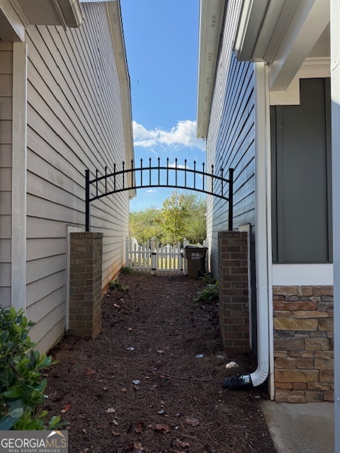 Highland Point At Oakmont - Residential