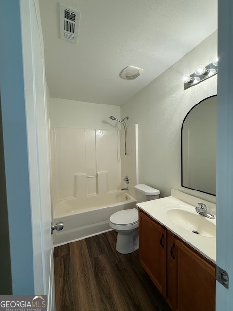 Highland Point At Oakmont - Residential