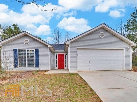 Beautiful RANCH with HIGHLY DESIRED OPEN CONCEPT DESIGN with Large living room area featuring vaulted ceilings and inviting fireplace. Open to kitchen bay style windows eating area w/kitchen view! ALL INTERIOR FRESHLY PAINTED! Newer laminate style flooring through the foyer, living room, laundry, kitchen & breakfast area! Trey ceiling in spacious primary bedroom w/walk-in closet & private ensuite including garden tub/separate shower! Architectural style shingled roof in 2019. Back patio space with OVER ACRE of large sprawling level side yard and back yard for family fun, entertaining, firepit, gardening! STORAGE SHED for tools & yard equipment! Two car garage and added parking pad! NO HOA! Near 985, Cornelia & Clarkesville. Minutes from Russell Lake Recreation Area. Enjoy outdoor mecca for camping, swimming, fishing, hikes, horseback riding, boating (non/motorized/electric watercraft. And, Cornelia City Park for walking trails, tennis, sports, picnic pavilion!
