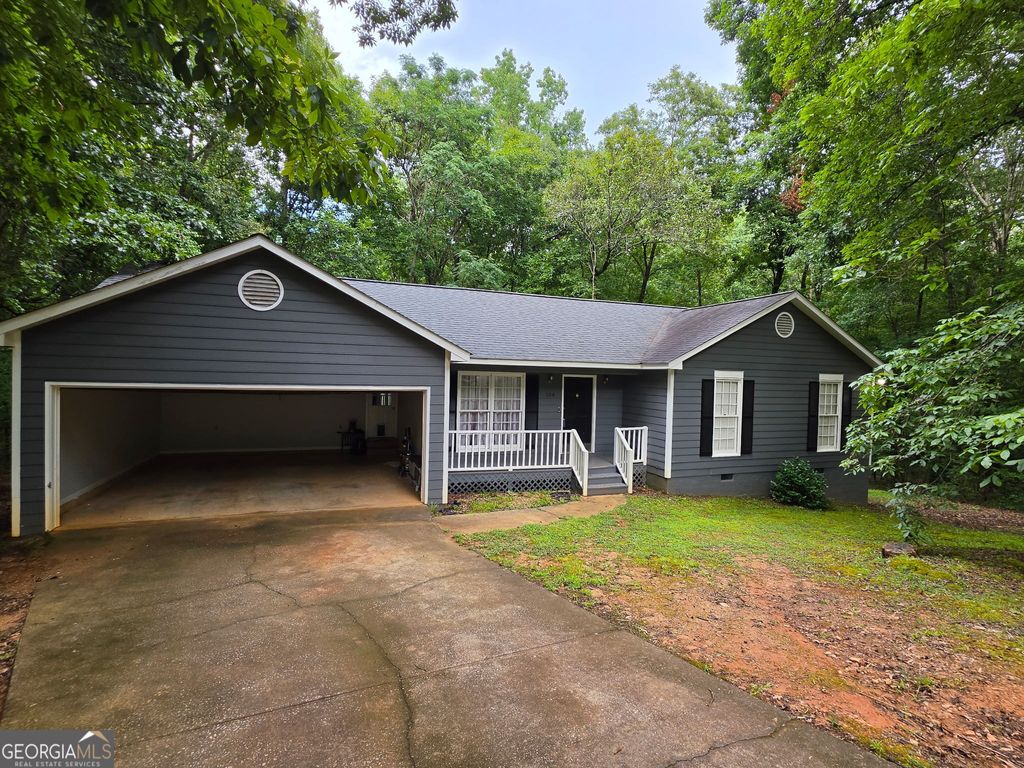 Photo of 109 Huntcliff Court, Lagrange, GA 30240 (MLS # 10809470)