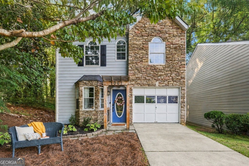 Photo of 1001 Hillsborough NW, Kennesaw, GA 30144 (MLS # 10848075)