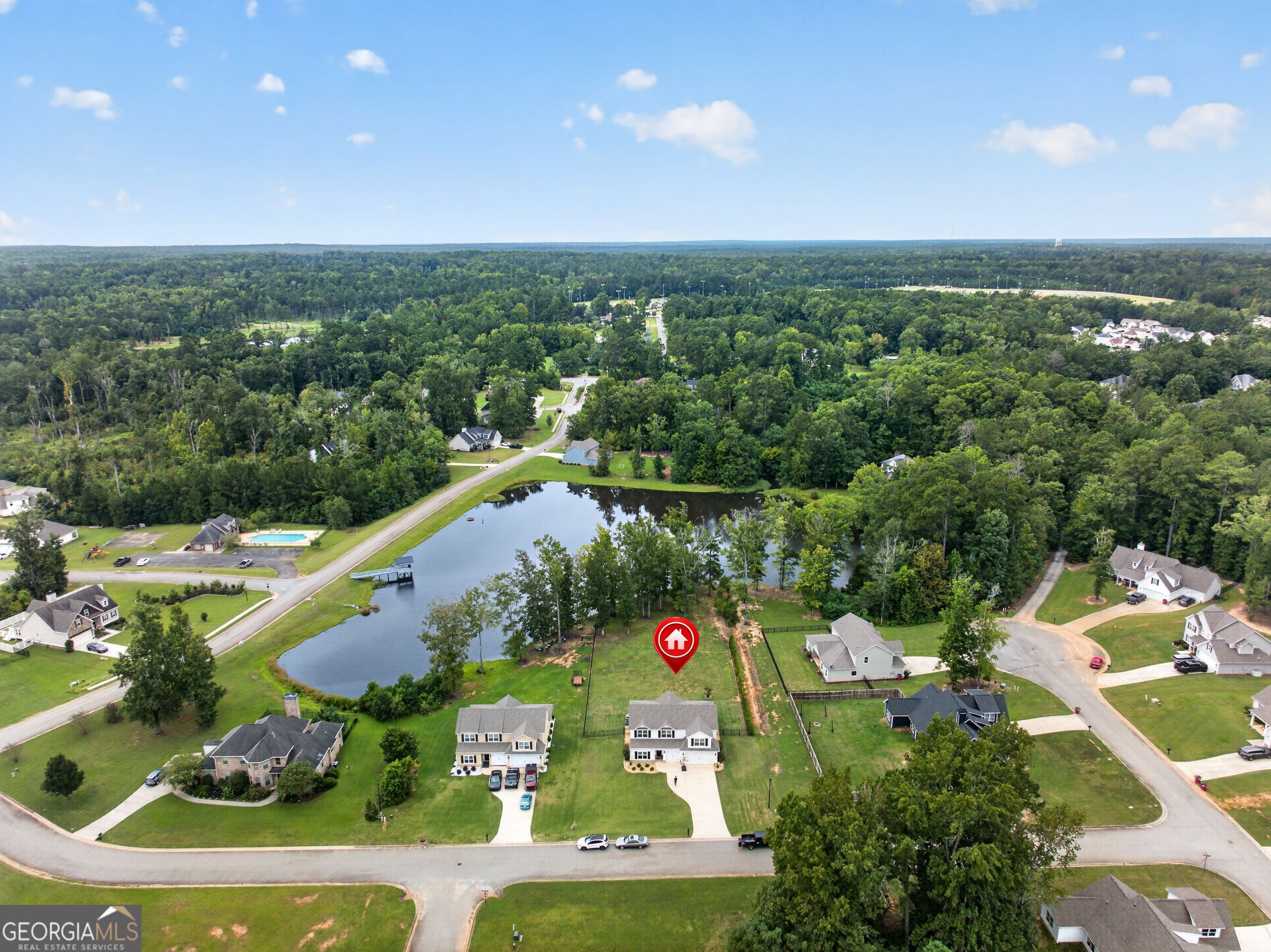 615 Lakeshore DR