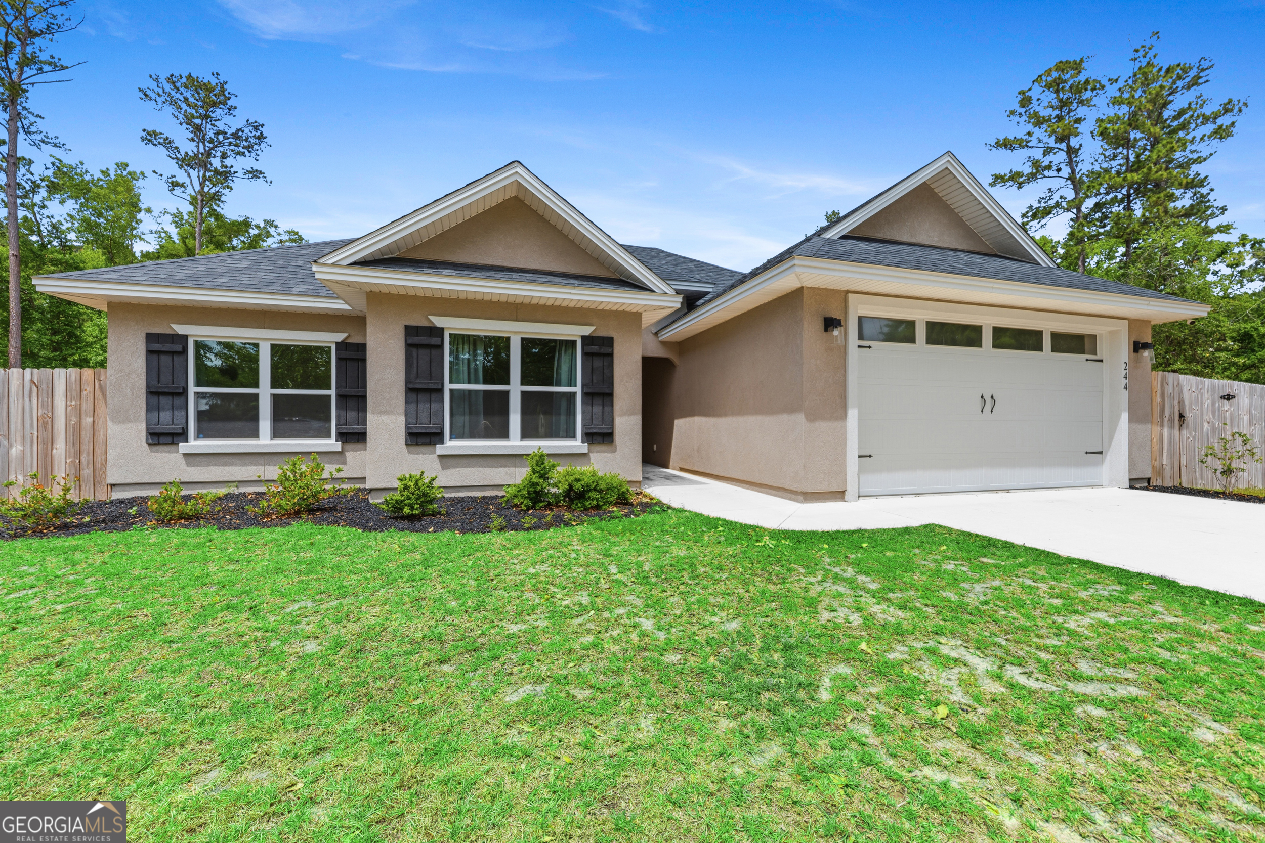 Photo 1 of 32 — 244 Clarks Bluff RD, Kingsland, GA 31548