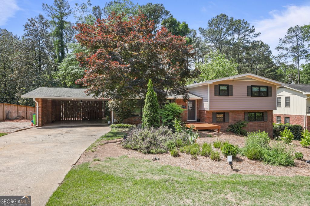 Photo of 3259 Wiltshire Drive, Avondale Estates, GA 30002 (MLS # 10754443)