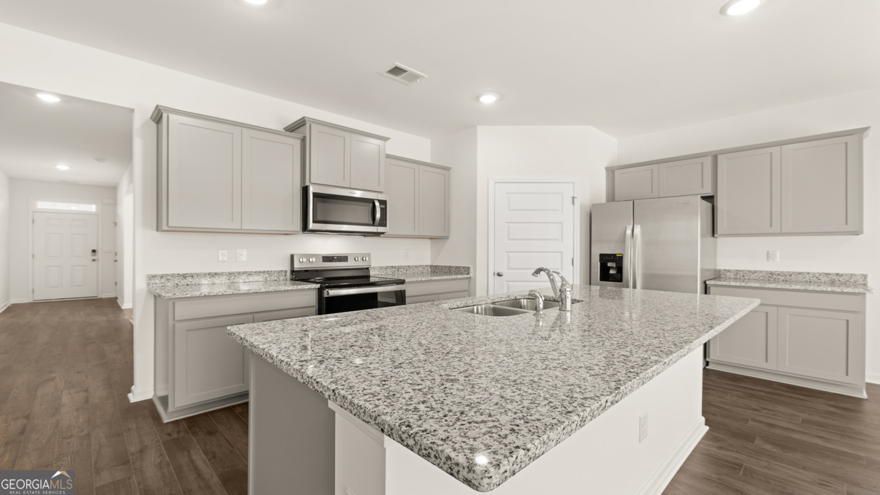 59 White Spruce WAY