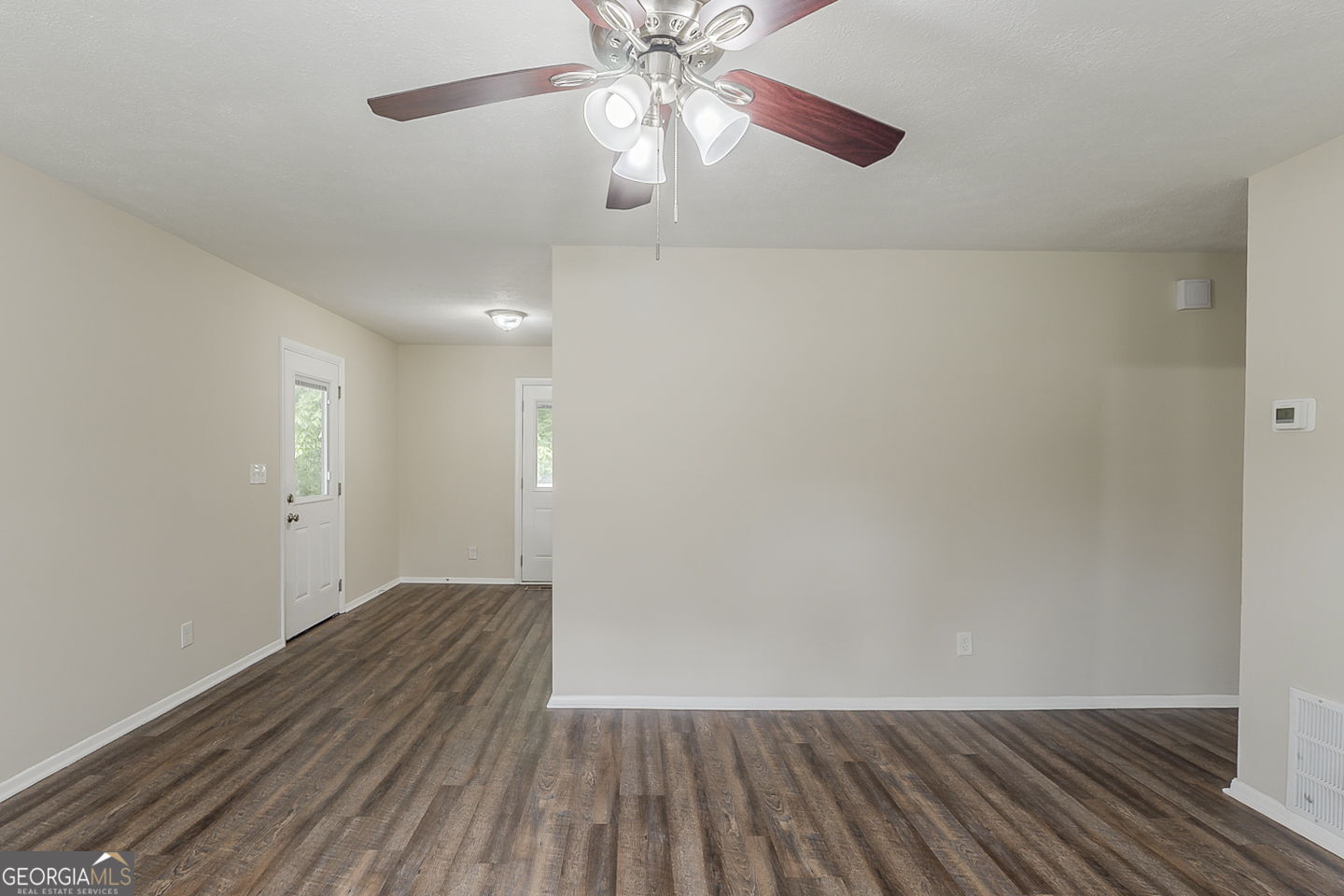 733 San Fernando DR SE