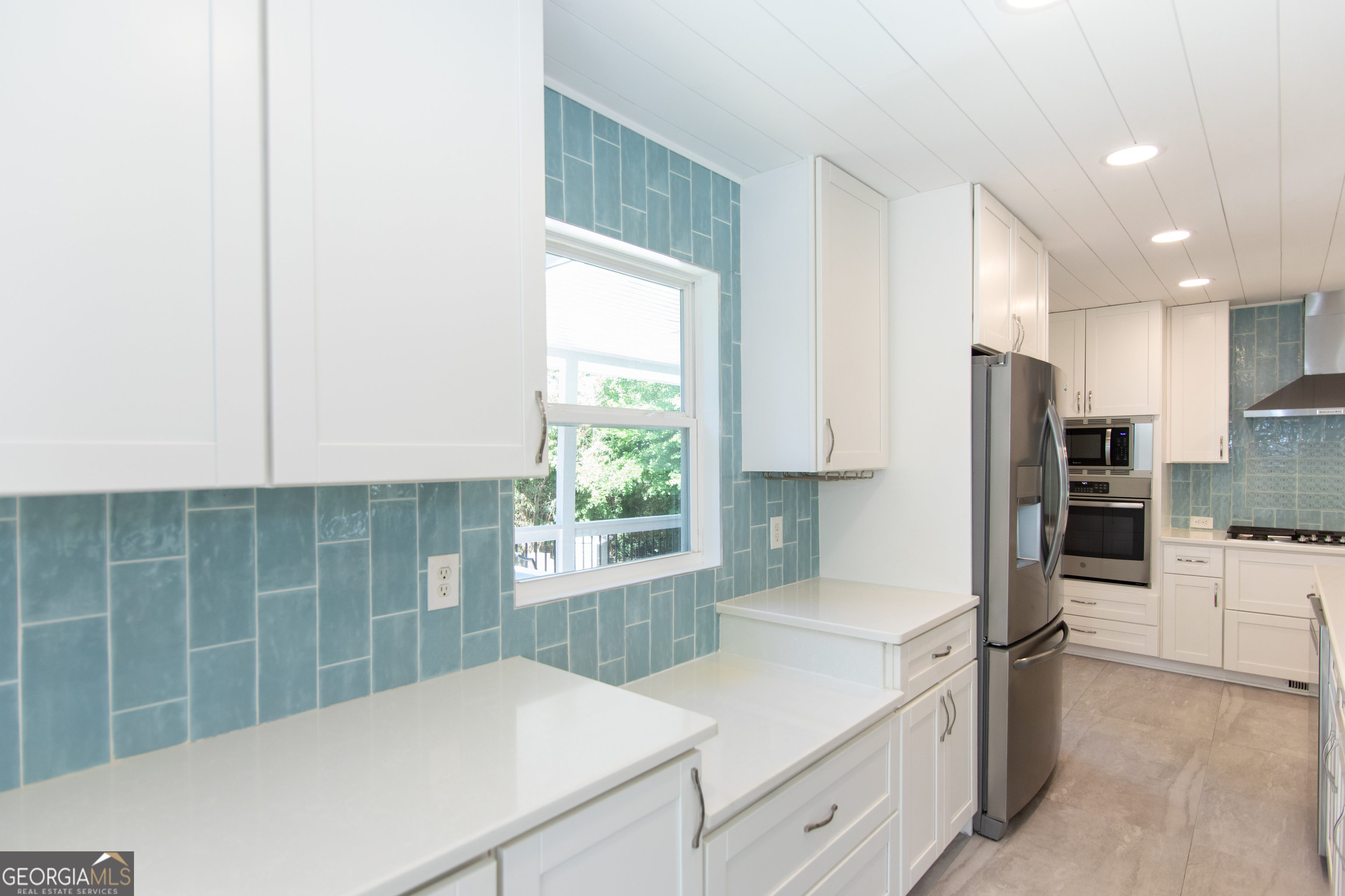 533 Arnold Mill RD