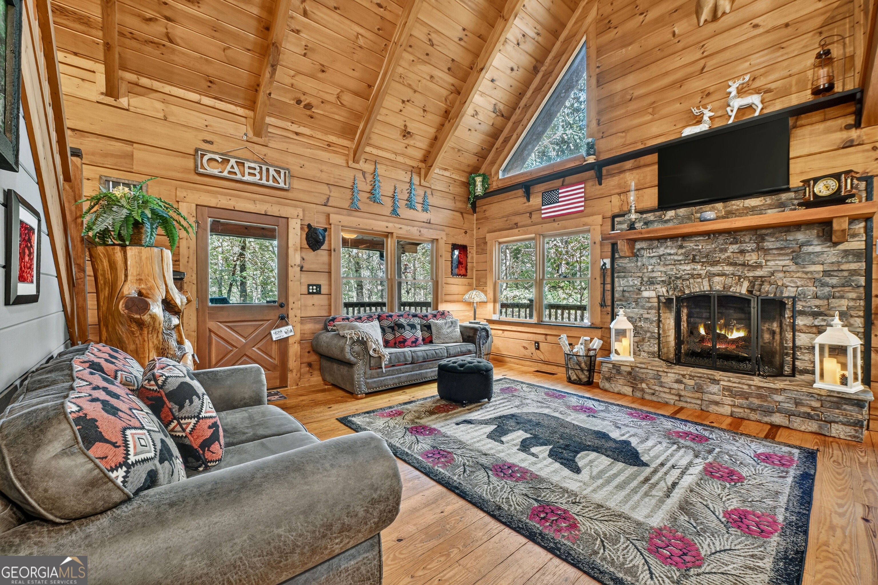 196 Mossy Rock LN