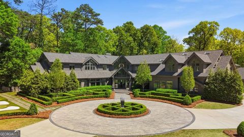 Photo of 2883 W Roxboro Road NE, Atlanta, GA 30324 (MLS # 10755217)