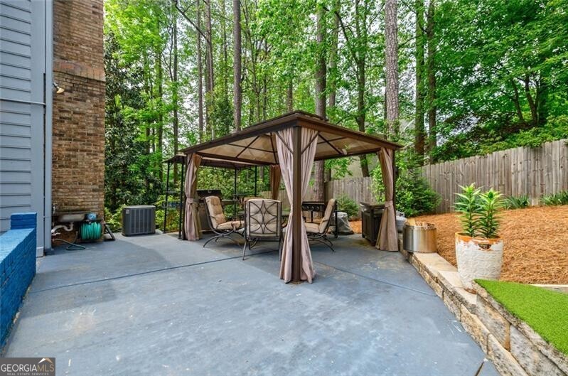 ROBINSON FARMS - Residential