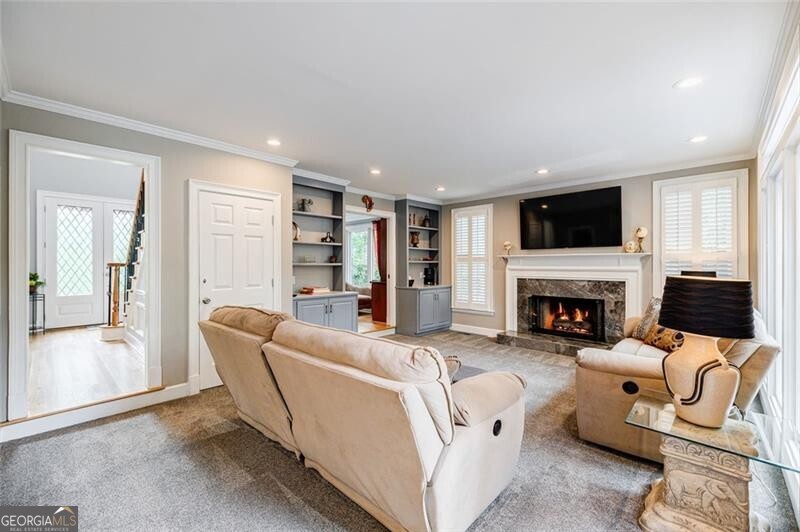 ROBINSON FARMS - Residential