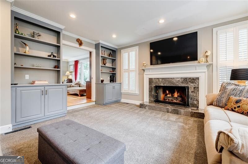 ROBINSON FARMS - Residential