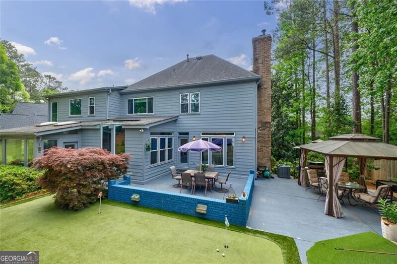 ROBINSON FARMS - Residential