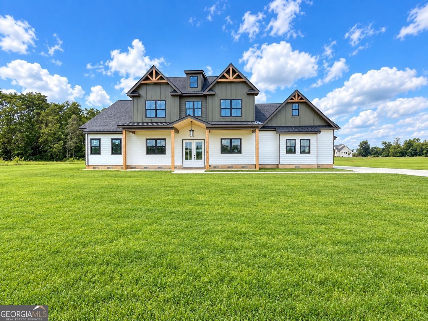 121 Palisade DR