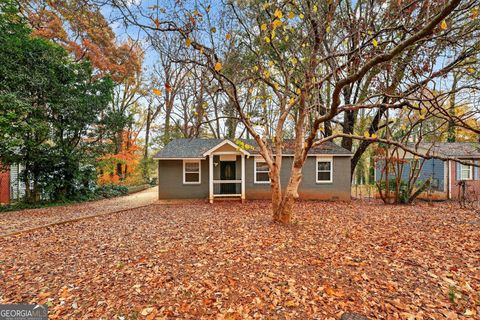 Photo of 1068 Rebel Forest Drive SE, Atlanta, GA 30315 (MLS # 10650596)
