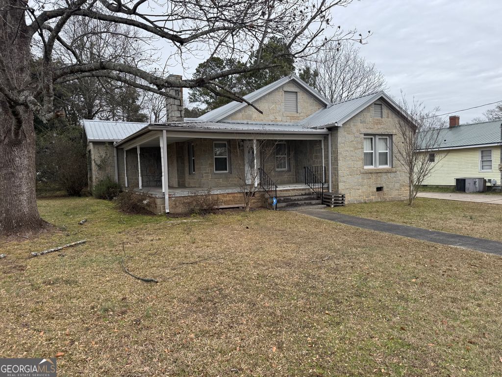 Photo of 96 Carey Street, Elberton, GA 30635 (MLS # 10678713)