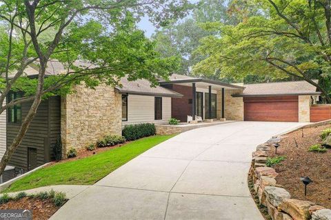 670 River Chase PT Atlanta GA 30328