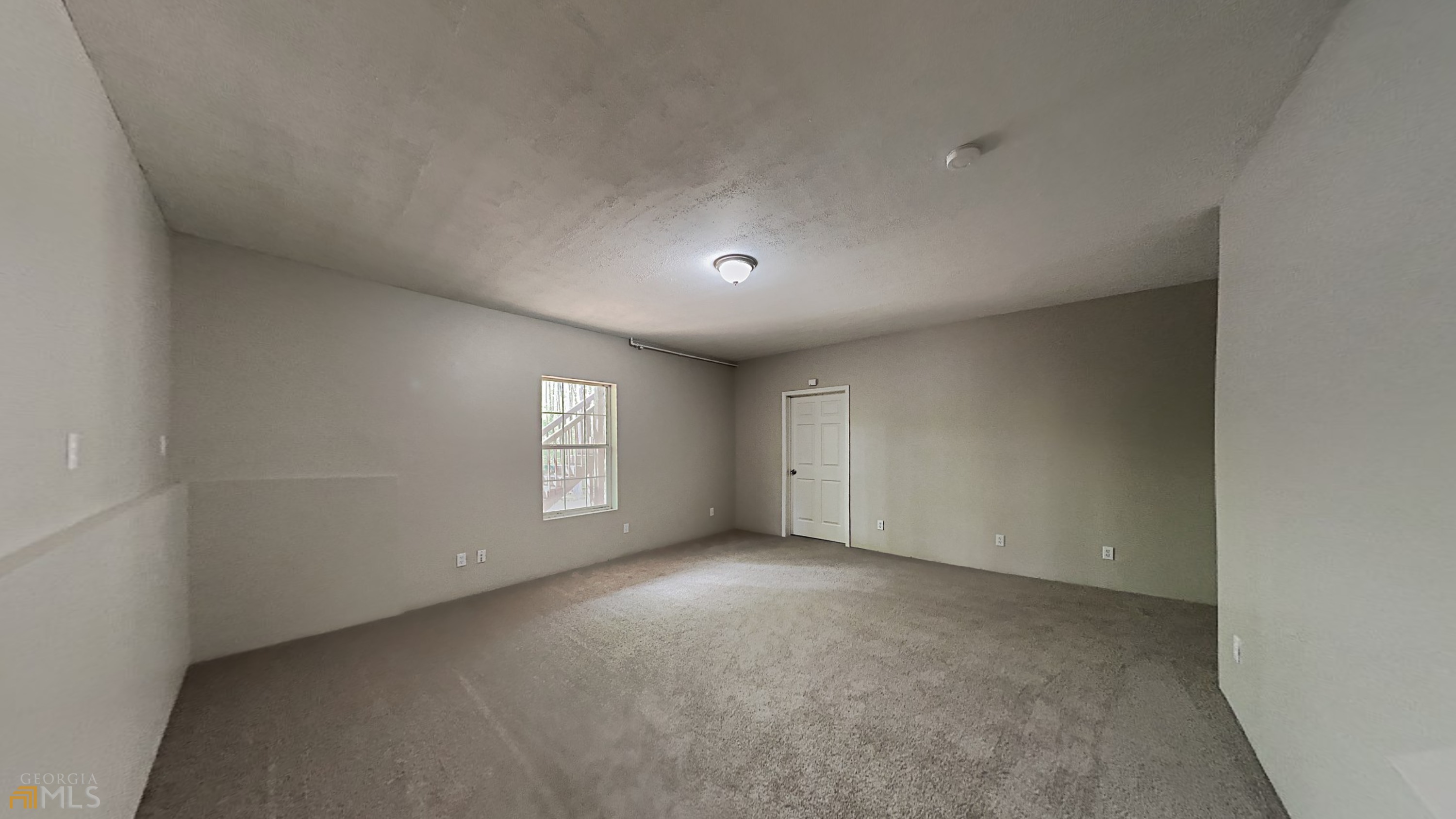 The Cloister At Bells Ferry - Residential