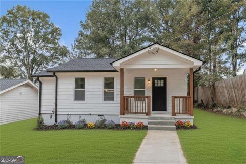 Photo of 514 Glendale Road, Scottdale, GA 30079 (MLS # 10675127)