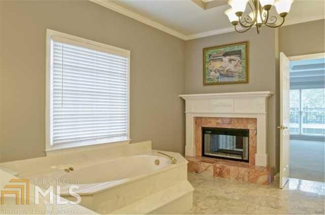 Eagle Watch - Residential