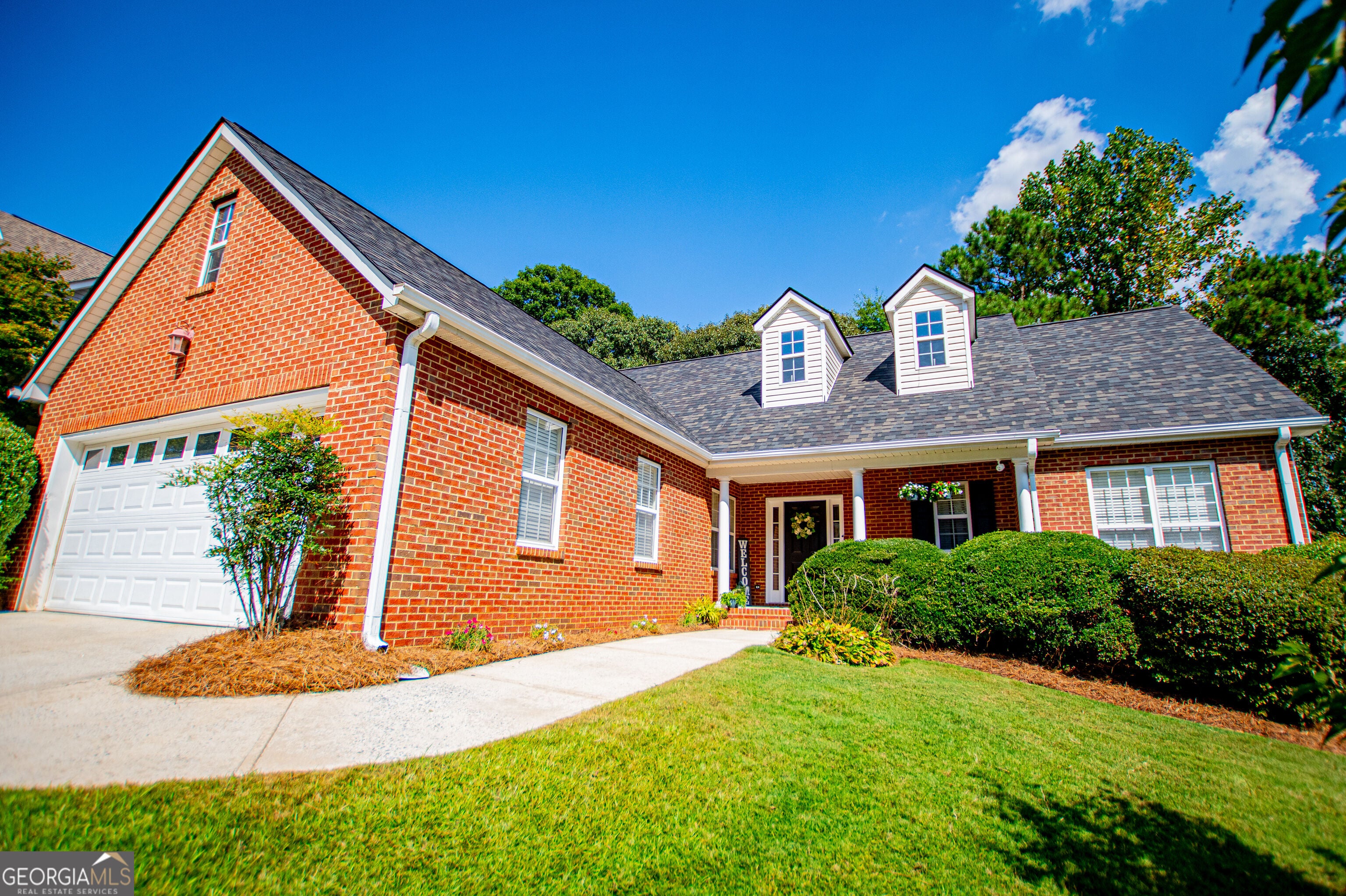 145 Garden WALK
