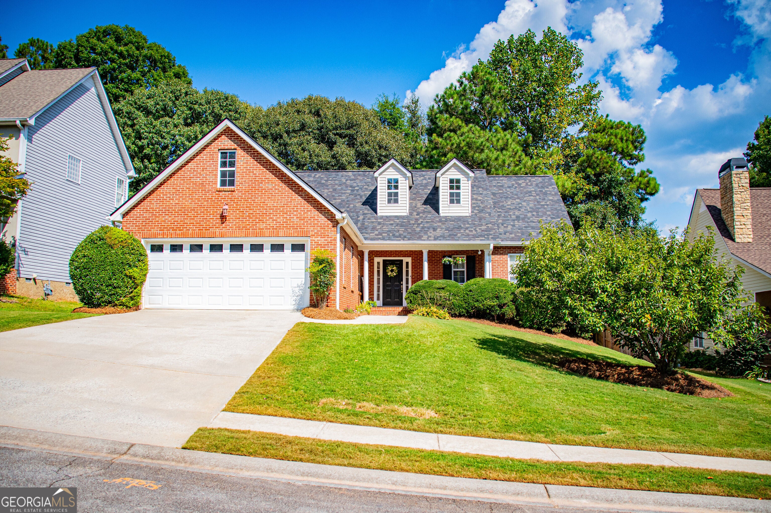 145 Garden WALK