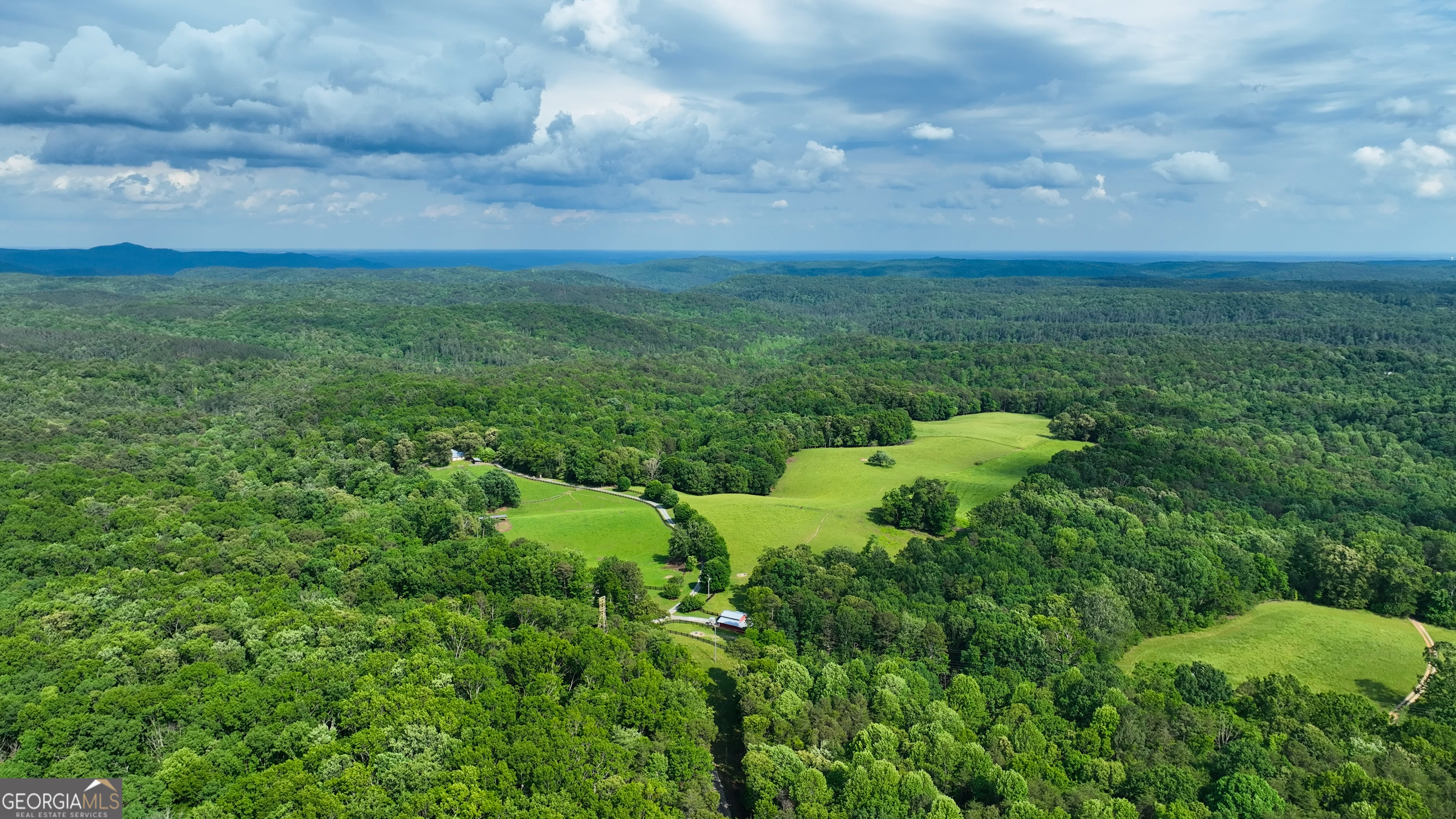 1447 Travis Smith RD