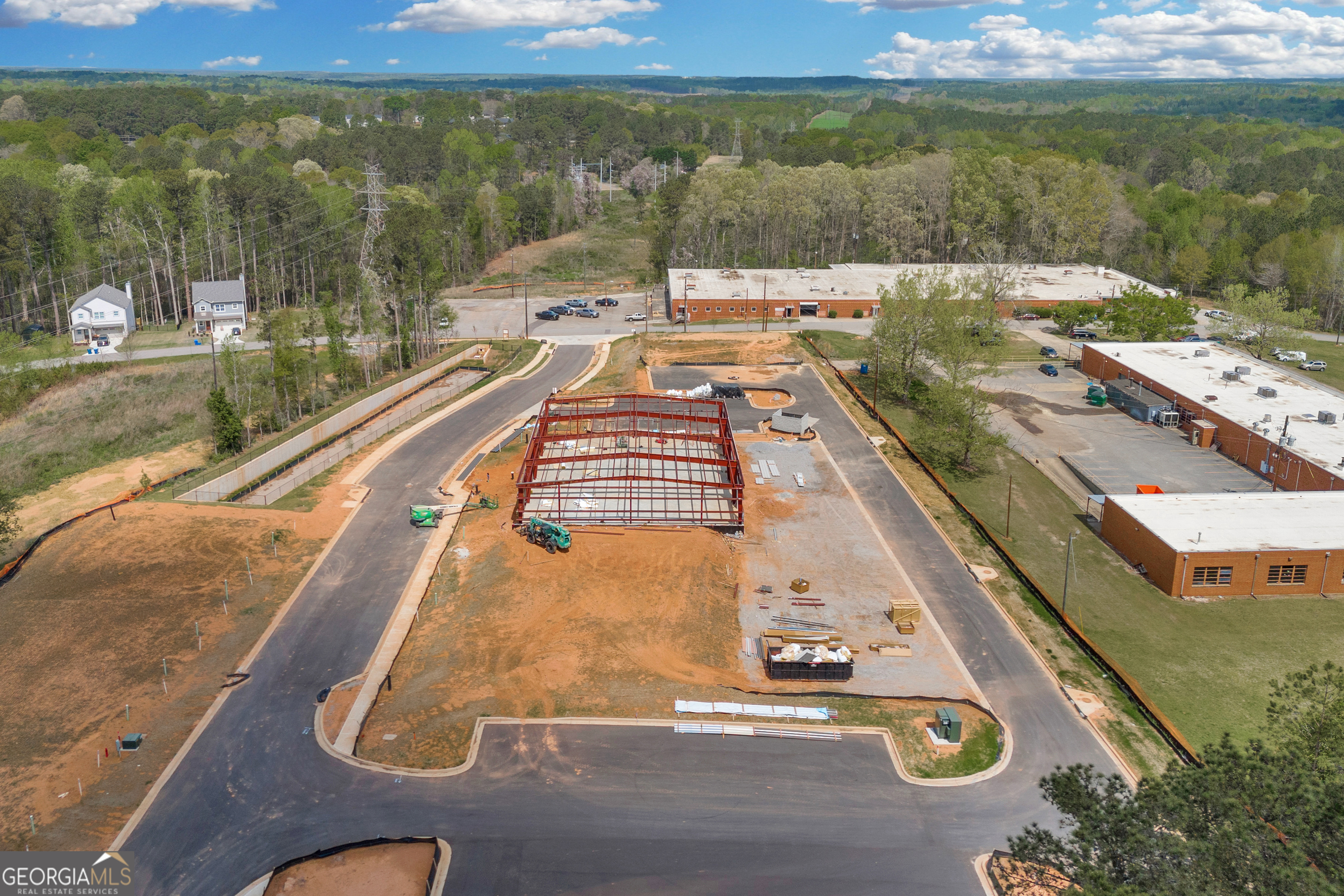 161 Fritz Mar LN 100 (BUILDING)