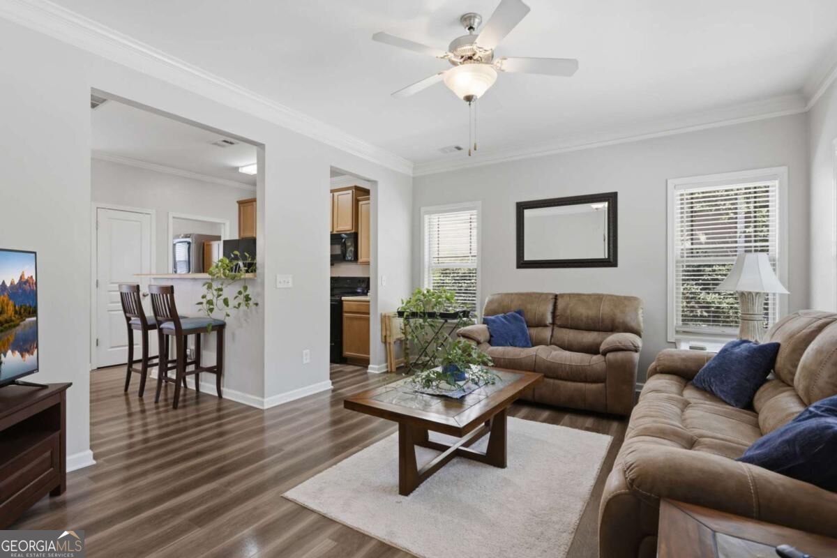 218 W Marietta ST