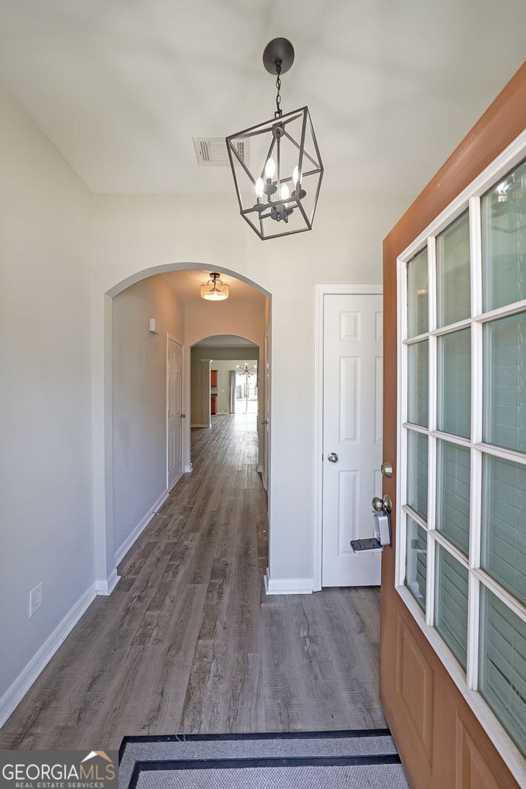 Photo of 2062 Lakeshore Overlook Drive NW, Kennesaw, GA 30152 (MLS # 10724627)