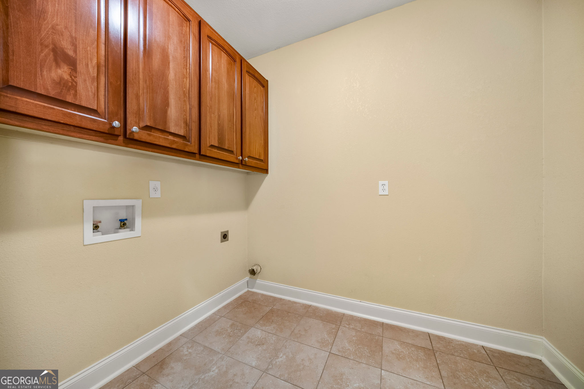 Hogansville, Georgia 30230, United States, 3 Bedrooms Bedrooms, ,3 BathroomsBathrooms,Residential,Active,20342