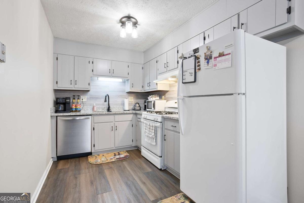 TIMBER CREEK ESTATES - Residential
