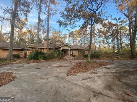 608 Pine Point Court Valdosta GA 31602