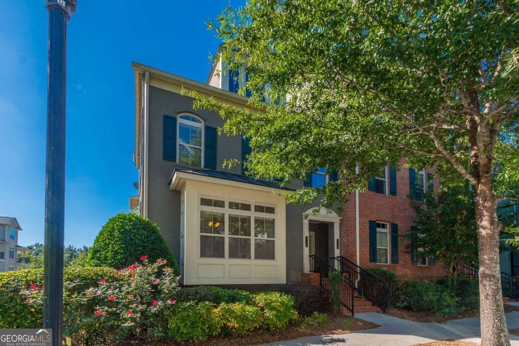 Photo of 2752 WANDER Lane #27, Alpharetta, GA 30022 (MLS # 10682253)