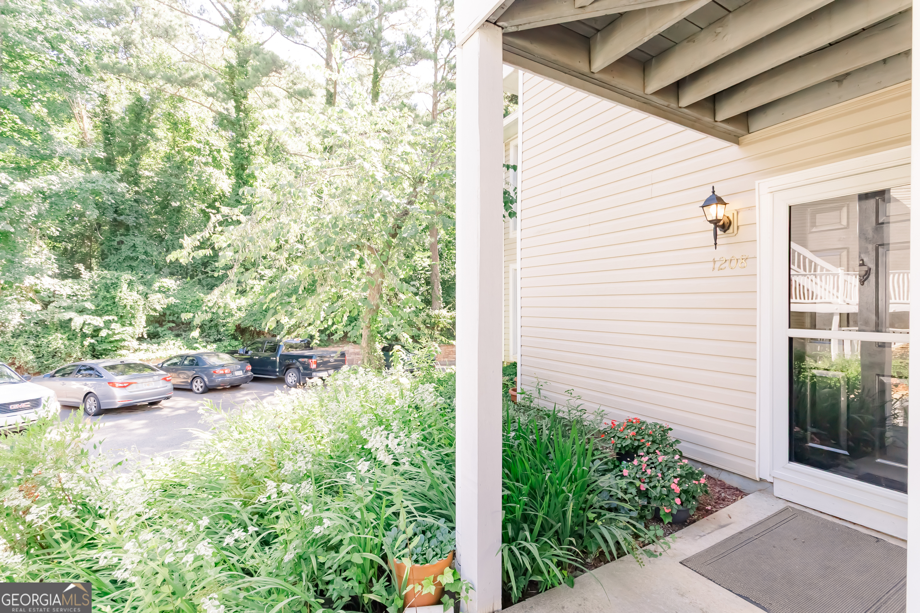 1208 AUGUSTA DR SE 1208