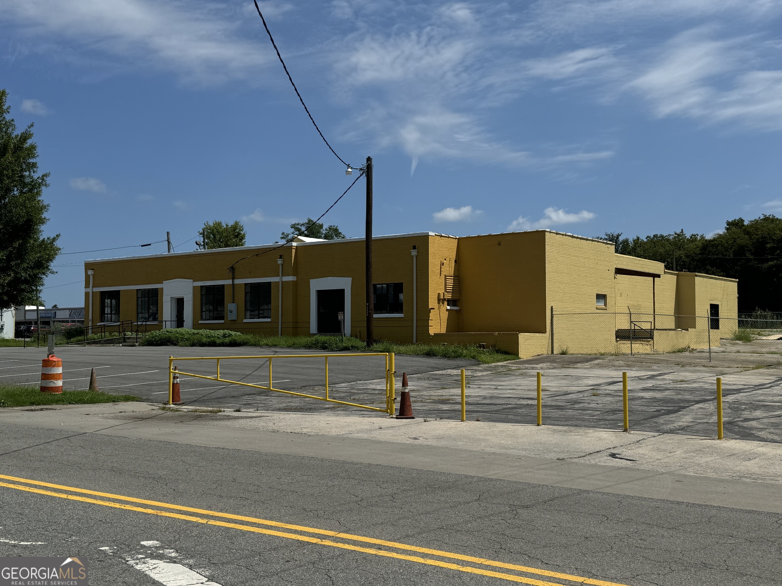321 S Jefferson AVE