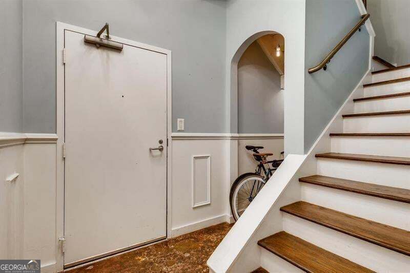 19 Hilliard ST SE 4
