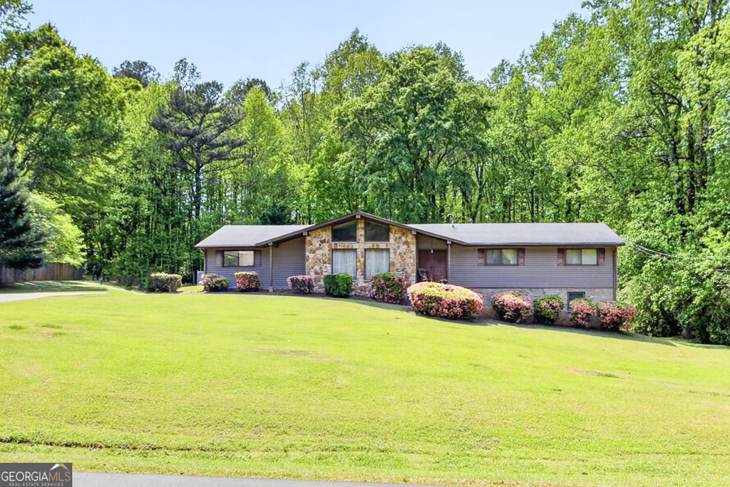 Photo of 249 Poplar Street NW, Lilburn, GA 30047 (MLS # 10730741)