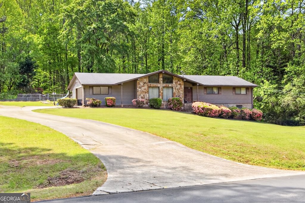 Photo of 249 Poplar Street NW, Lilburn, GA 30047 (MLS # 10730741)