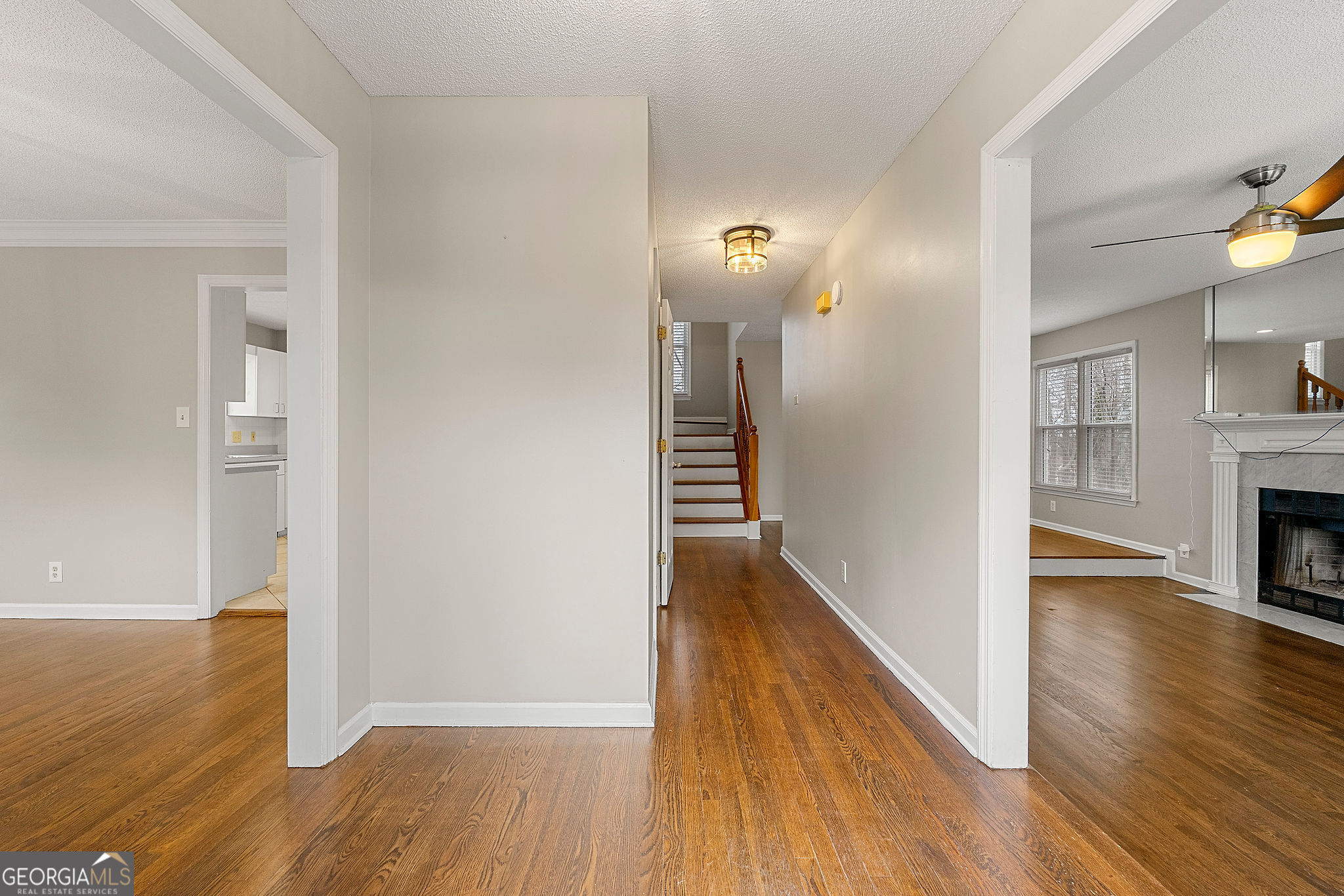 Marietta, Georgia 30066, United States, 4 Bedrooms Bedrooms, ,4 BathroomsBathrooms,Residential,Active,13643