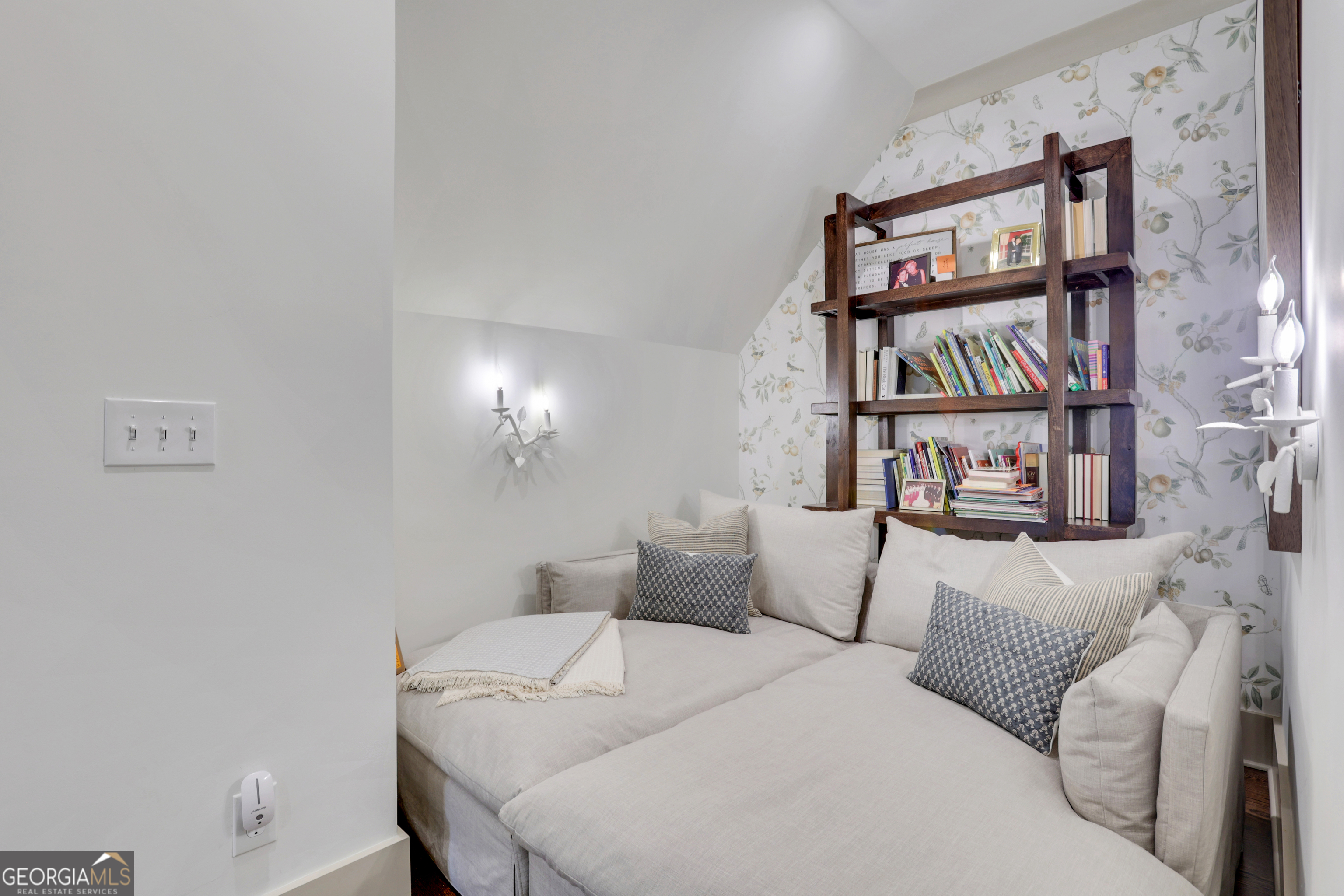 Indian Hills - Residential