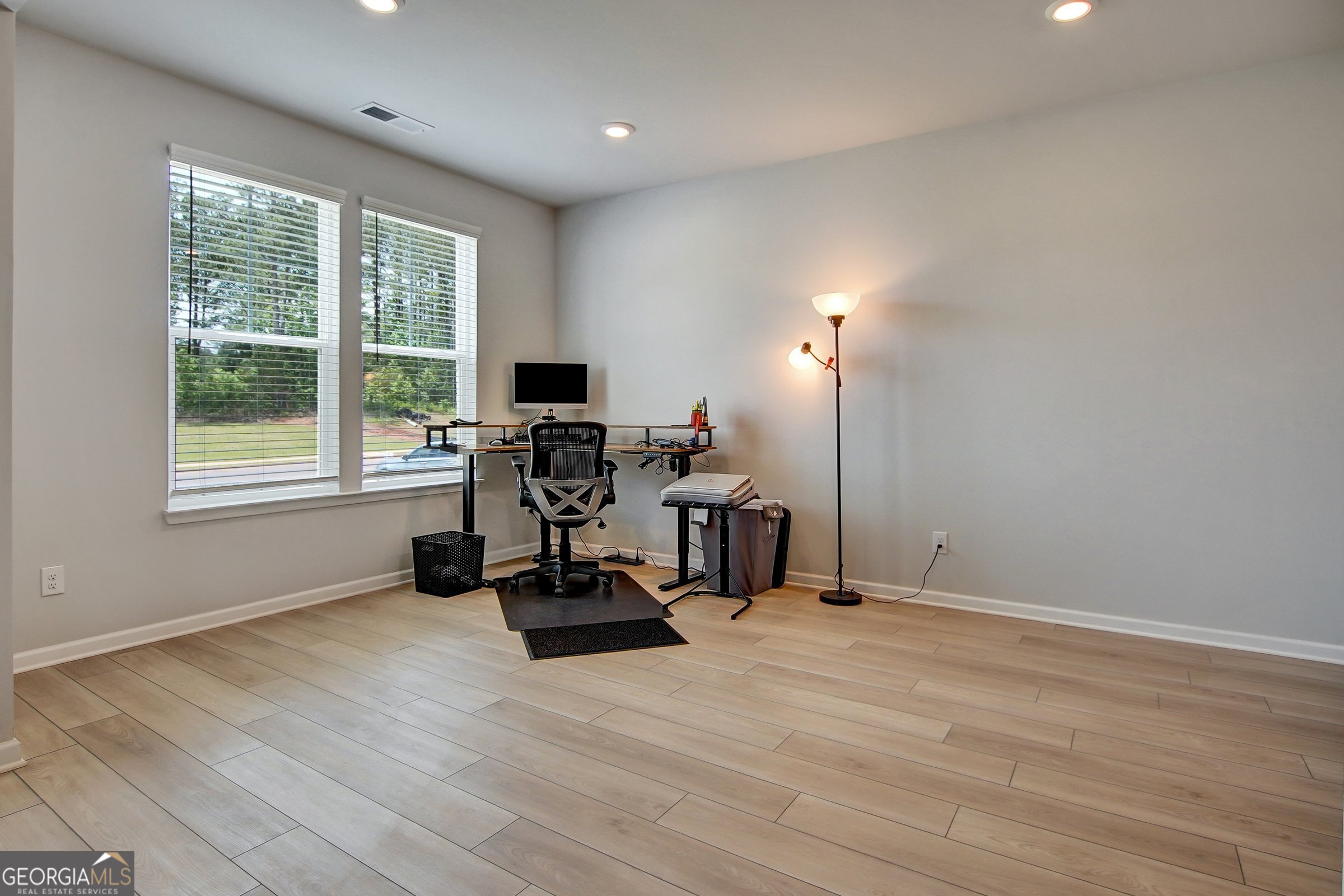 297 Delta DR