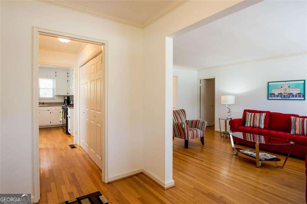 1536 Beech Valley WAY NE