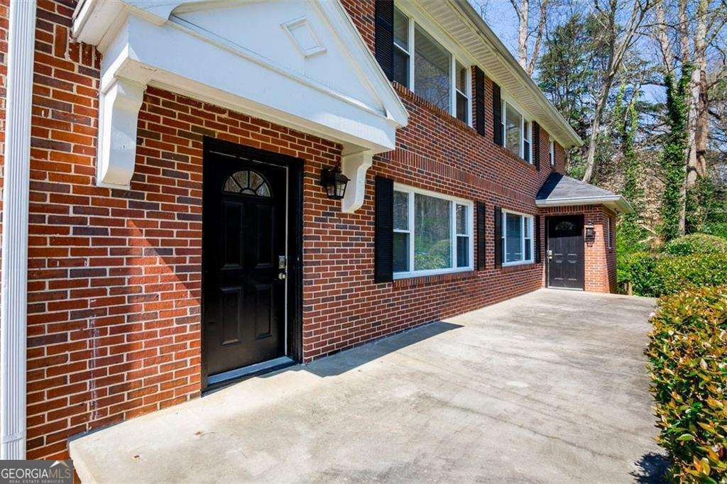 Photo of 1536 /1538 Beech Valley Way NE, Atlanta, GA 30306 (MLS # 10695847)