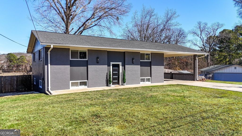 Photo of 5 Greenbriar Avenue, Cartersville, GA 30120 (MLS # 10683433)