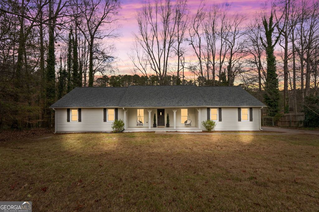 Photo of 3180 Burnt Hickory Road NW, Marietta, GA 30064 (MLS # 10656931)