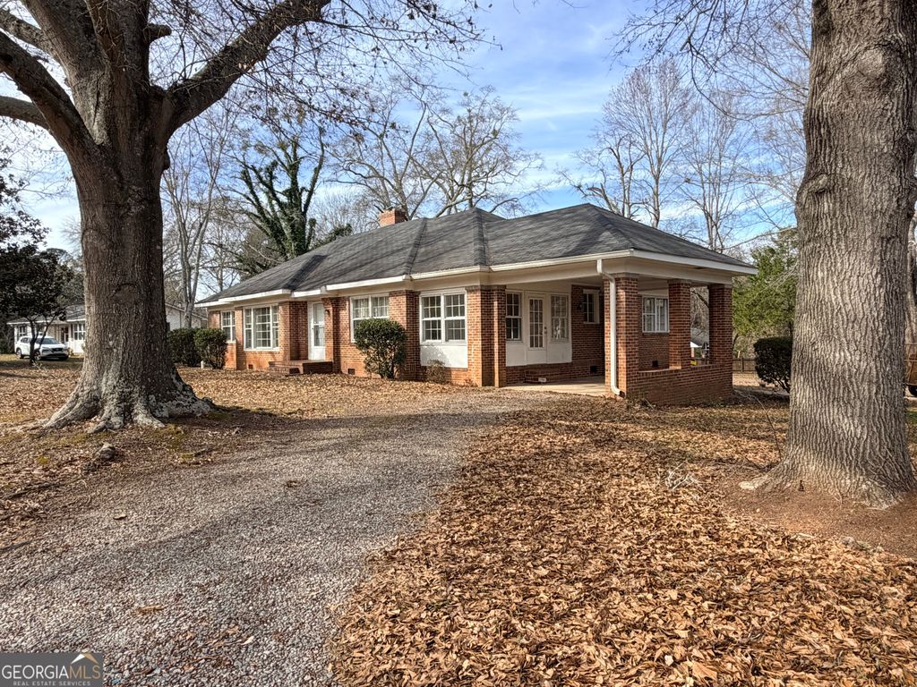Photo of 419 W Johnston Street, Forsyth, GA 31029 (MLS # 10671406)