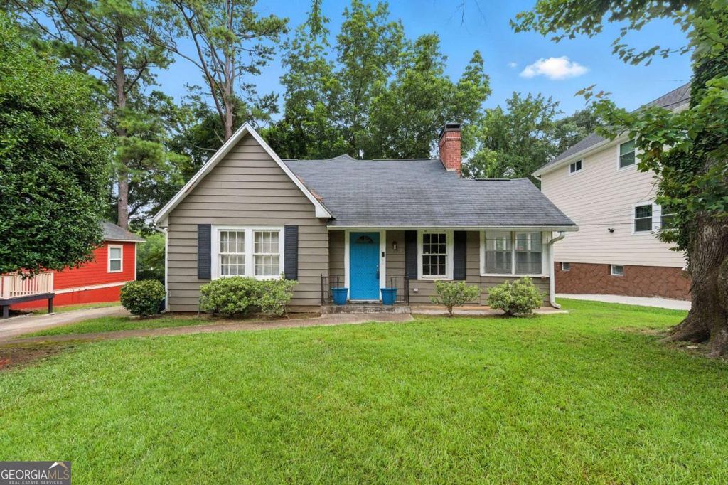 Photo of 1821 AVON Avenue SW, Atlanta, GA 30311 (MLS # 10656839)