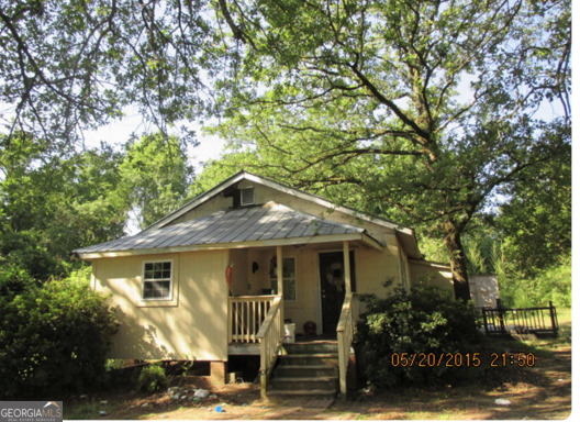 Welcome to 3917 Jeffersonville Rd, a spacious lot located directly beside the Bibb County Fire Station with excellent visibility and access. This property shares a driveway with 3909 Jeffersonville Rd, and both can be purchased together for a total of 6.2 acres at $150,000. Whether you're planning to build, develop, or simply hold for future use, this property offers flexibility. Don't miss this rare opportunity to own a prime piece of land in a convenient Macon location.