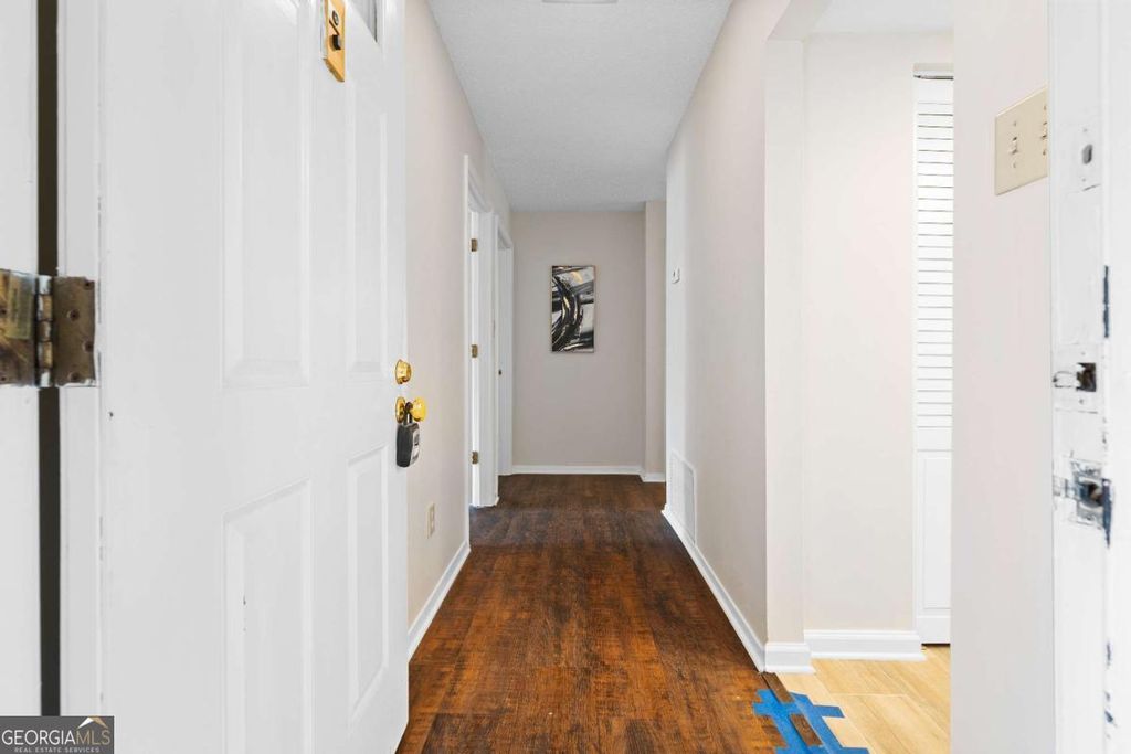 Photo of 2006 Powers Ferry Trace SE, Marietta, GA 30067 (MLS # 10763329)